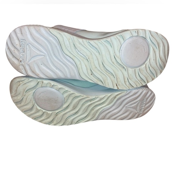 REEBOK Athletic Running Shoes Model Guresu 2.0 Lace-up Light Mint Green Size 10M - Picture 4 of 5